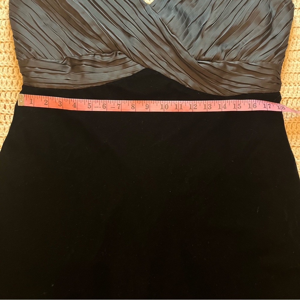 K Studio Collection Black Pleated Chiffon Bodice & Velvet Skirt Midi Dress SZ 16 - Picture 12 of 13
